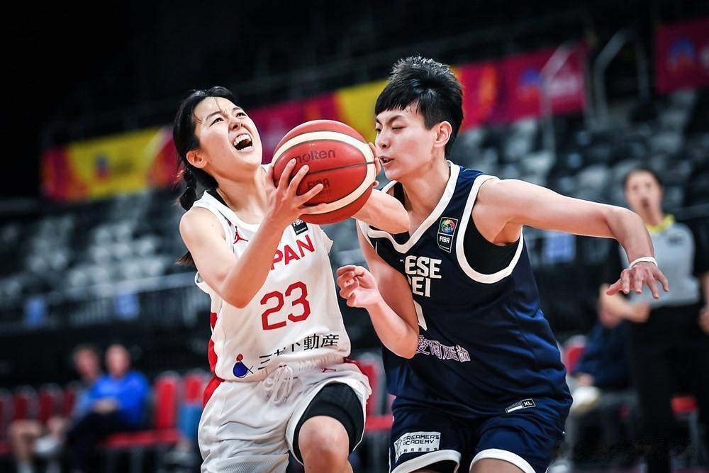 
卫冕冠军日本女篮小组赛首场结束
以94-53大胜中国台北女篮41分
马瓜-斯蒂(5)