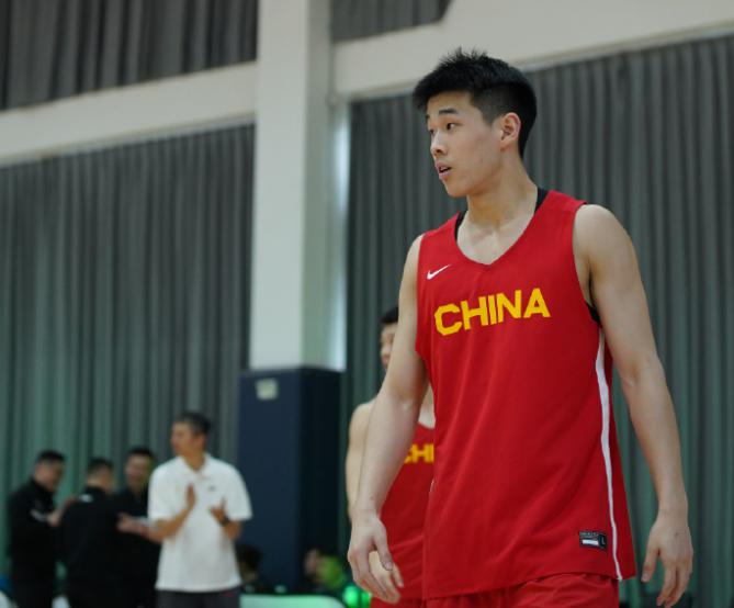 林葳彻底大变样！NBA模板确定！可能会成中国男篮第一控卫(1)
