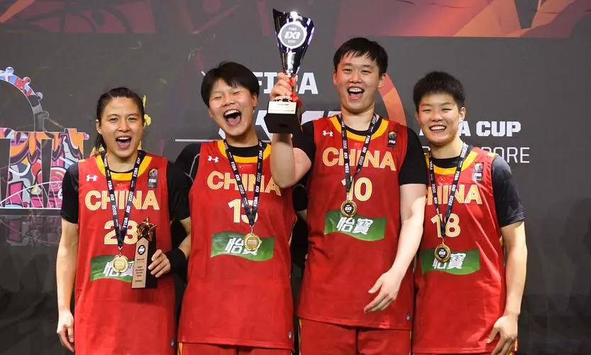 中国女子3x3篮球队殚精竭虑，锋芒毕露，精彩晋级半决赛！(2)