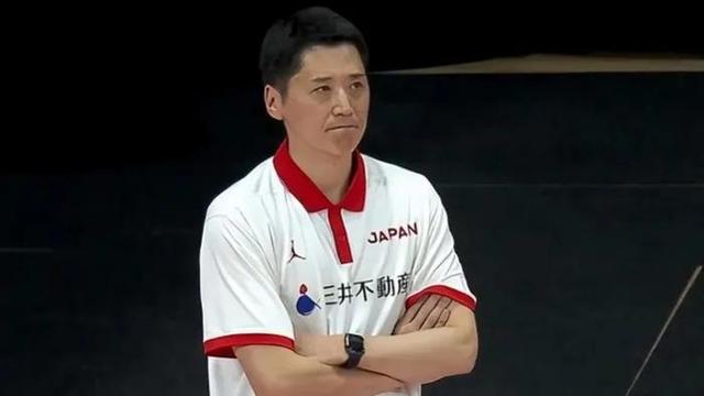 亚洲杯上，日本女篮笑了一整场，最后两分钟却差点哭了(1)