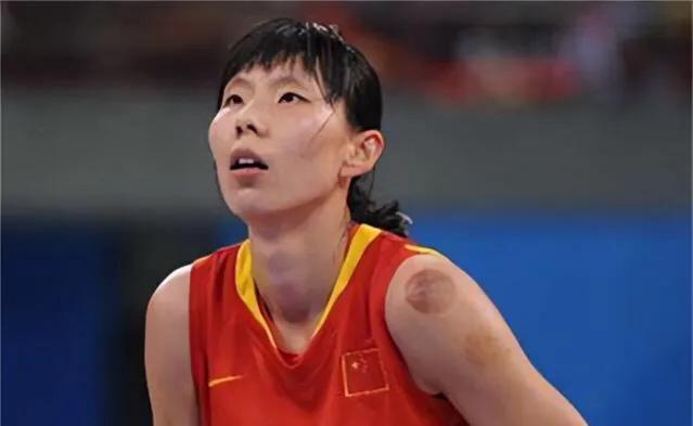 中国女篮历史十大球星，随便来两个任凭日本三分投疯她都赢不了！(2)