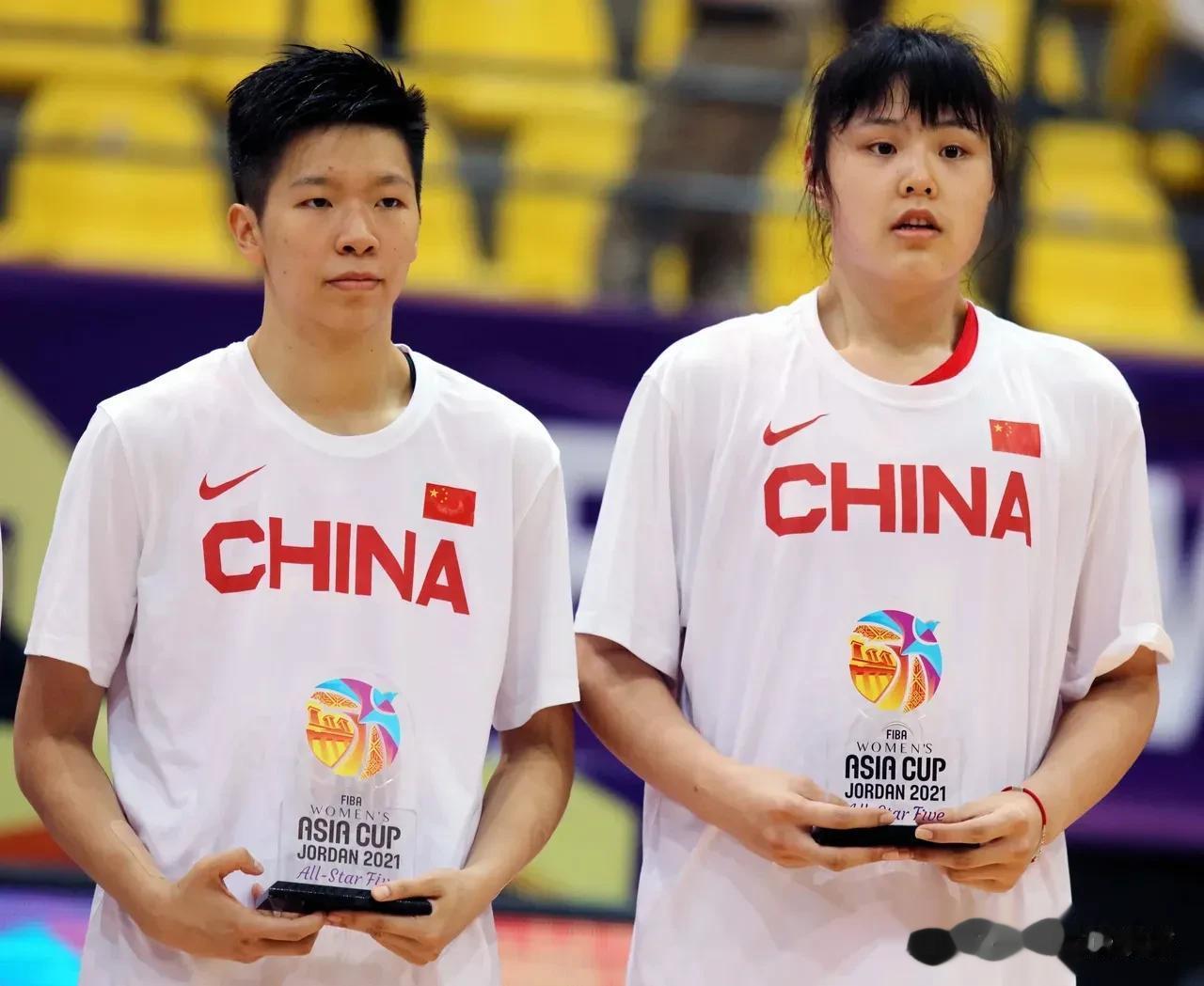 中国女篮球员李月汝将在下个赛季加盟土耳其联赛的贝西克塔斯俱乐部。这个消息由《体坛(1)