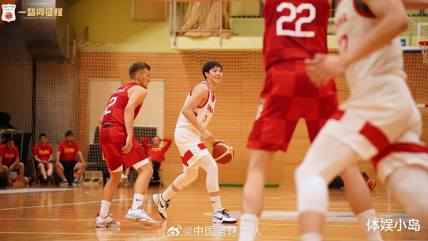 中国男篮大核归队，遇强敌背靠背热身赛，需做到“三起三落”(2)