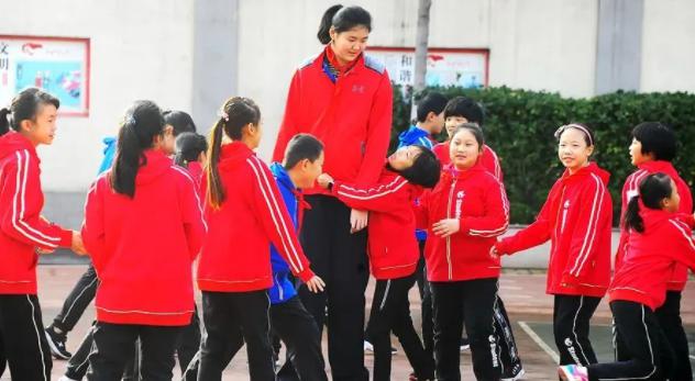中国女篮时隔12年再夺亚洲杯冠军，可U19、U16女篮却连遭惨败！(12)