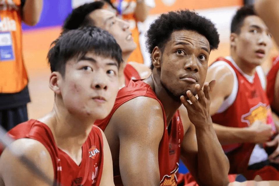 无话可说的糟糕表现：中国大学生男篮大运会“完美”三连败(4)
