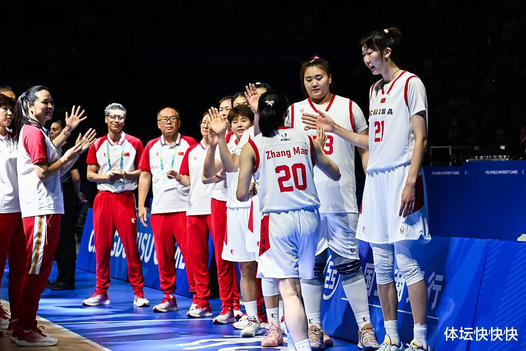 差距！都是打日本队，男篮是9-12排位赛，女篮是争冠(3)