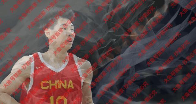 中国男篮热身赛失利，防守换防亮点多，进攻配合待提升(2)