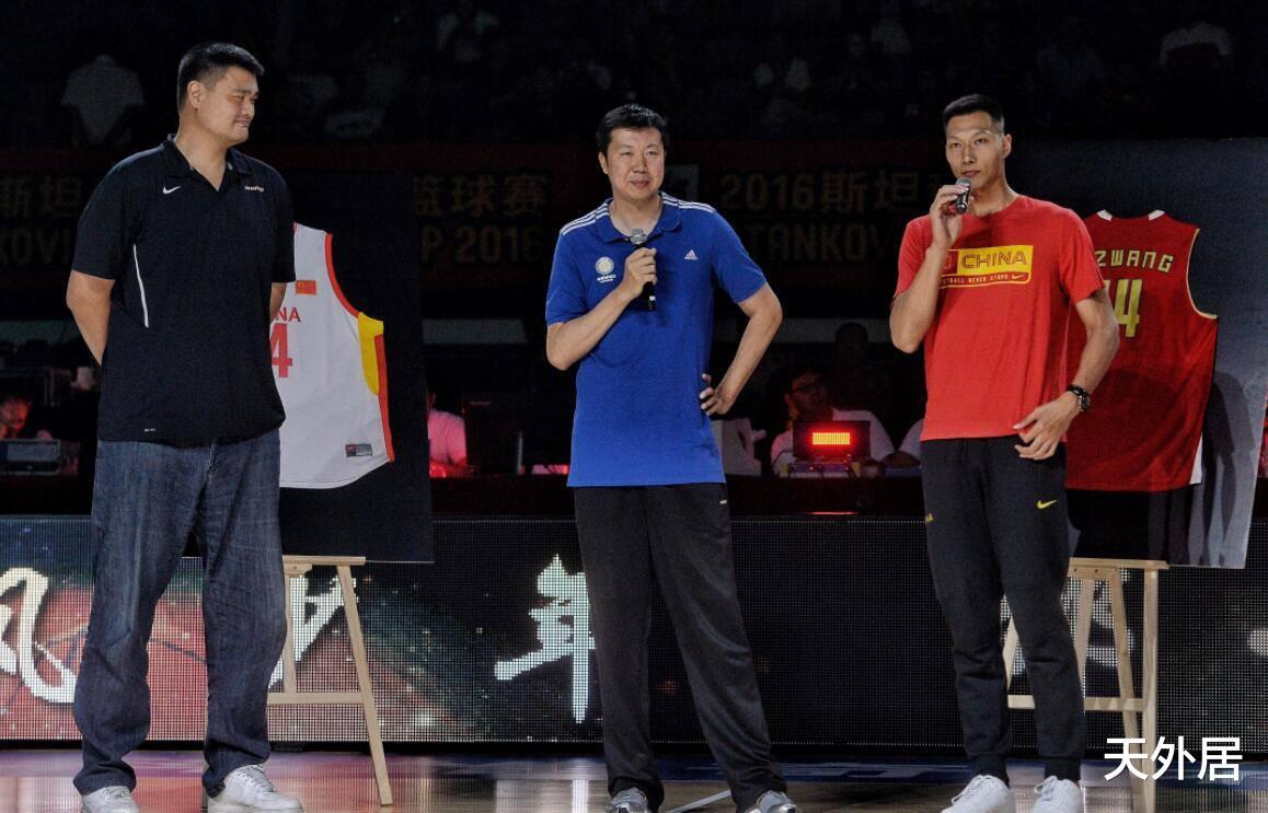 4年前的周琦，今年的王哲林！中国男篮扬名于内线，最终毁于内线(4)