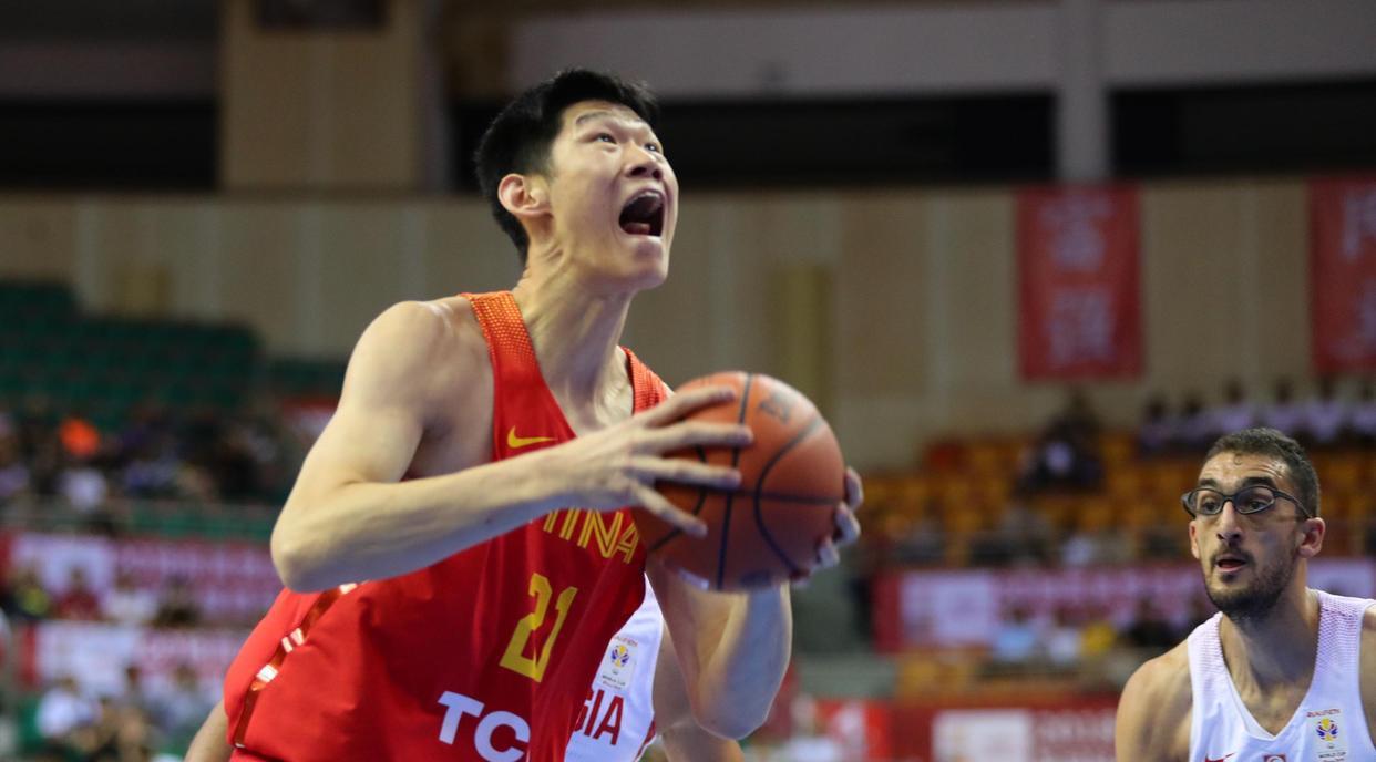 中国男篮VS菲律宾比赛前瞻，取胜密码：防住克拉克森和弃用王哲林(5)