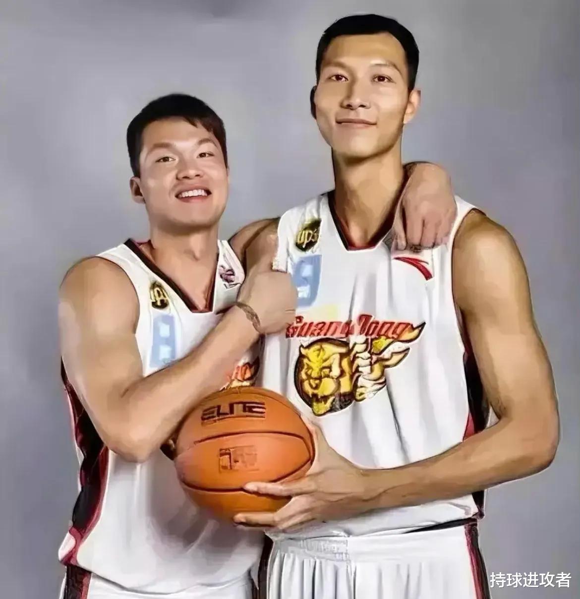 亚洲杯官方社媒致敬易建联！参加7次世界篮球大赛，中国男篮核心(6)