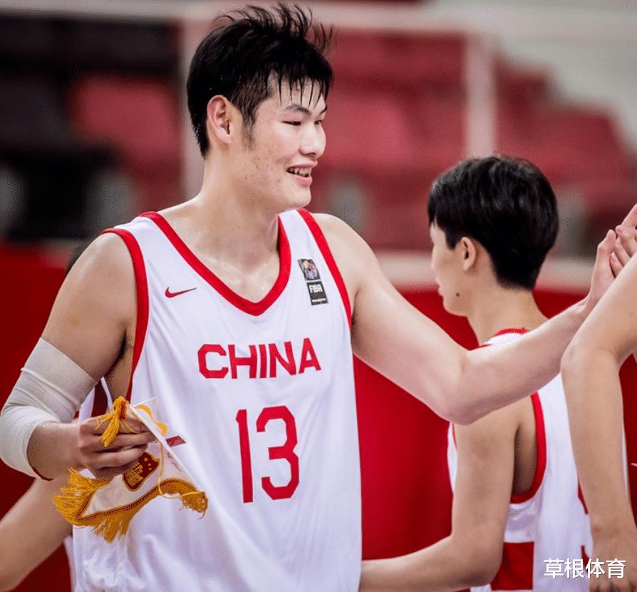 为国争光，中国男篮62分大胜，单节30-5，豪取3连胜：净胜141分(3)
