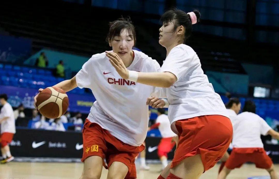 紧急驰援！中国女篮王牌归队，梦姐郑薇霸气表态，无惧日本韩国队(6)