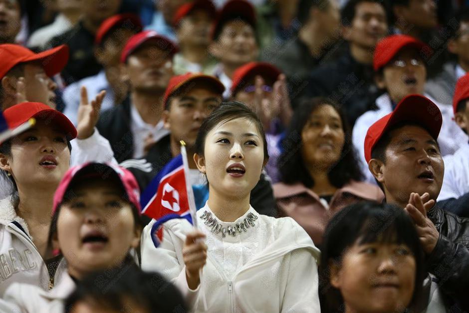偏袒朝鲜！韩媒：女篮观众只给朝鲜加油，韩国队员被看做“恶棍”(8)