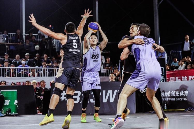 FIBA3x3上海大师赛：张宁随利曼队惜败获亚军 北京队第5(1)