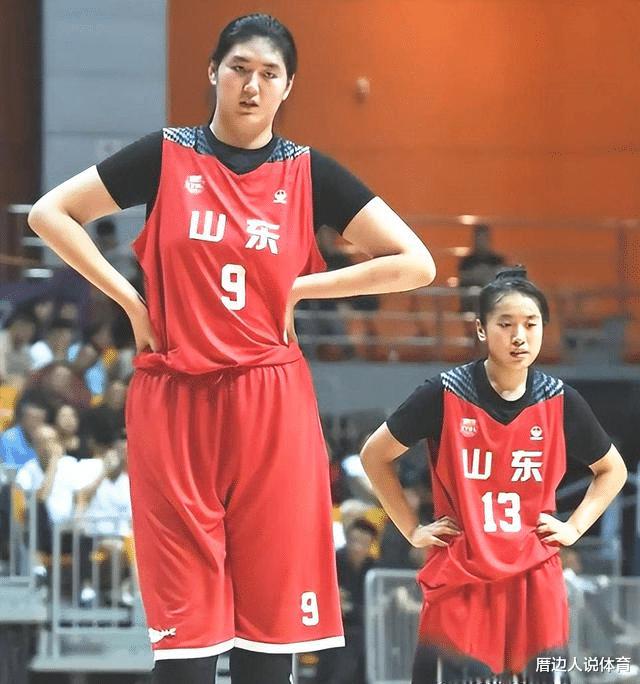 中国篮球最大讽刺 16岁女姚明连4场38+进半决赛 至今无缘国字号(2)