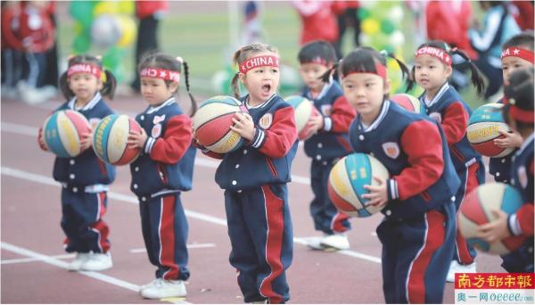 以篮球为特色，打造幼儿体育教育发展新高度(1)