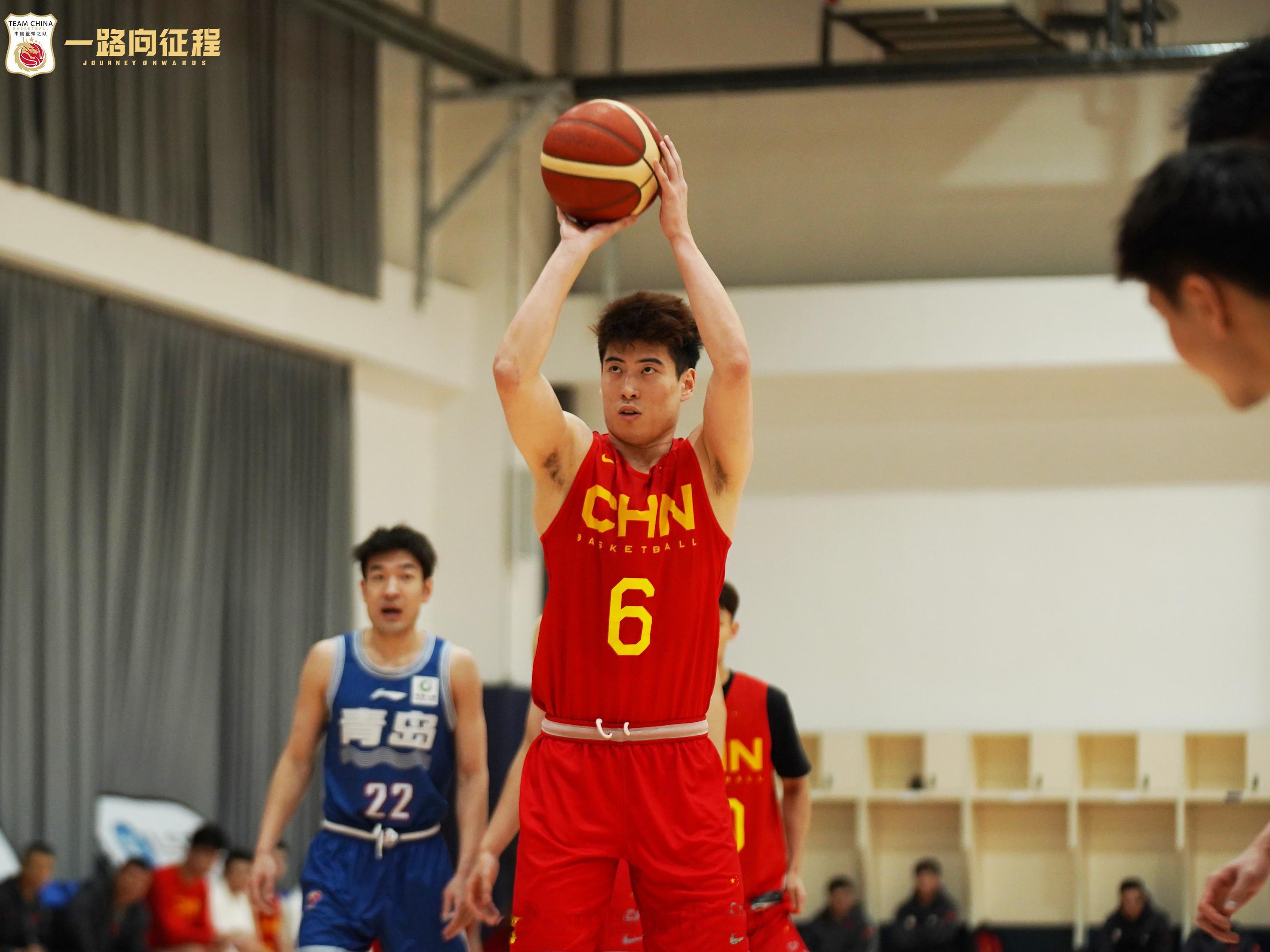 中国男篮78-59青岛 程帅澎百分百命中率砍22分 全队仅抢32个篮板(1)