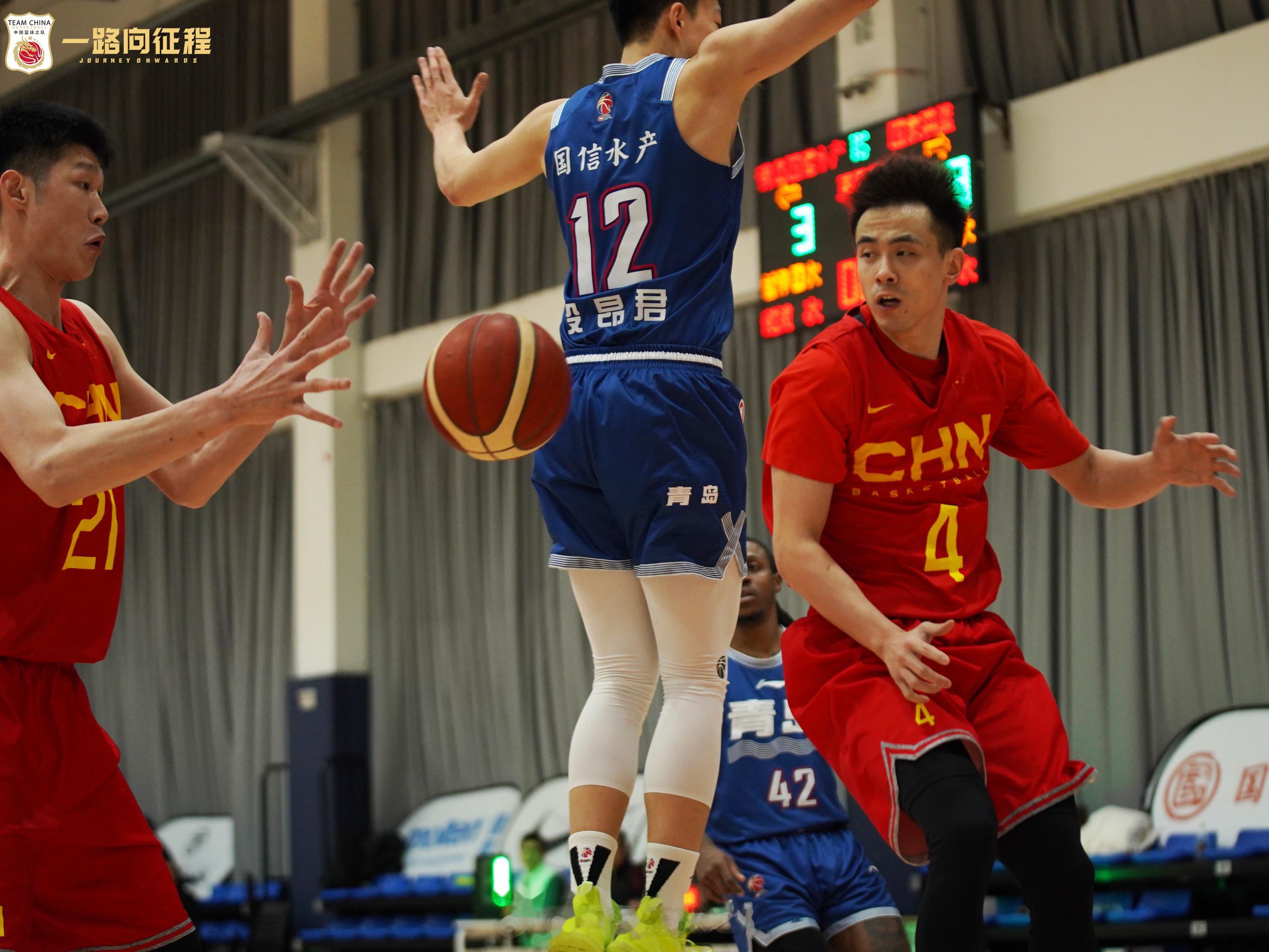 中国男篮78-59青岛 程帅澎百分百命中率砍22分 全队仅抢32个篮板(8)