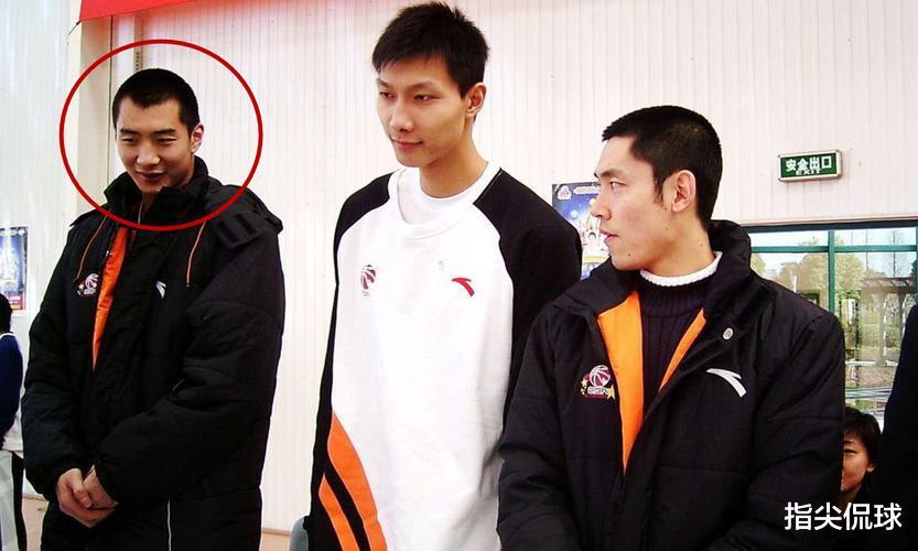 被NBA选中却“拒绝”前往，中国男篮历史上还真有3人这样做了(8)