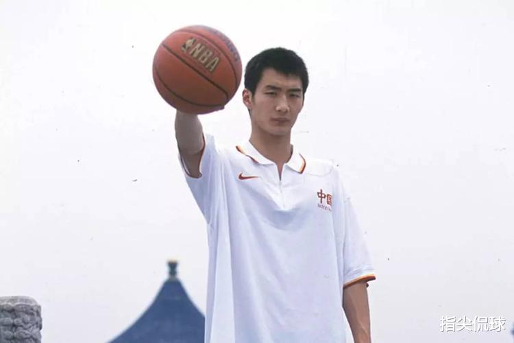 被NBA选中却“拒绝”前往，中国男篮历史上还真有3人这样做了(10)