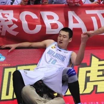 新疆男篮20年，百人引援大盘点！金元篮球到底行不行？(11)
