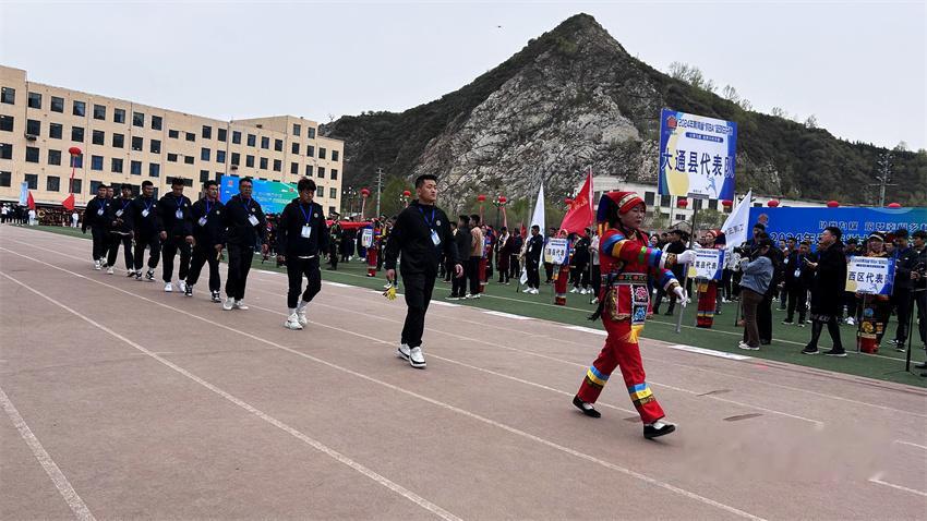 2024年青海“村BA”篮球总决赛在大通县开赛(4)
