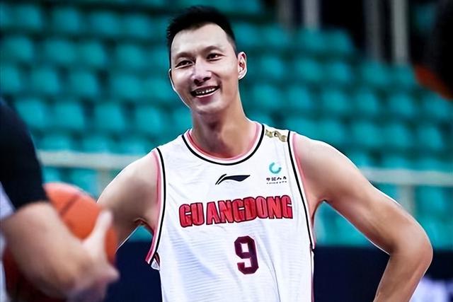 刘玉栋：男篮历史上算得上世界级的球员只有4人，他还不够格(9)