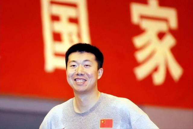 刘玉栋：男篮历史上算得上世界级的球员只有4人，他还不够格(12)