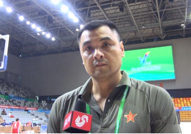 刘玉栋：男篮历史上算得上世界级的球员只有4人，他还不够格(27)