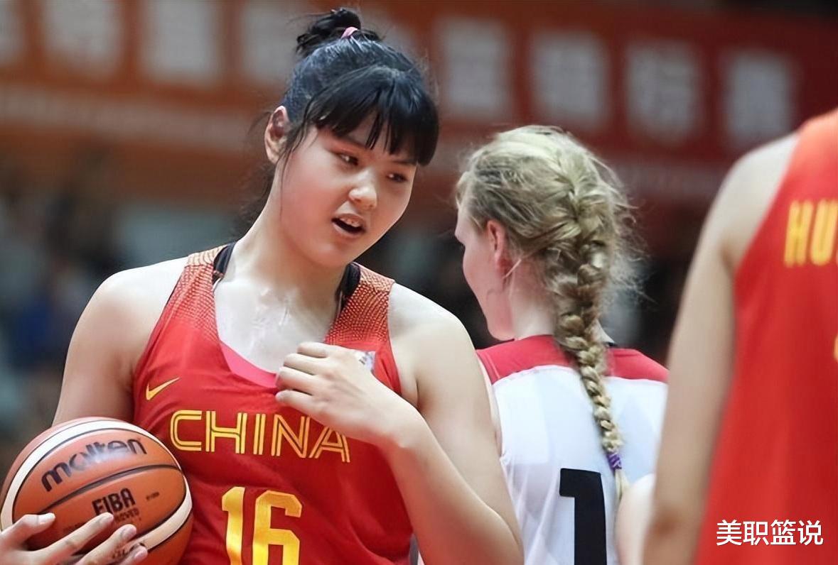 中国男篮公布14人集训名单！无周琦，进行2场比赛 与韦德儿子交手(1)