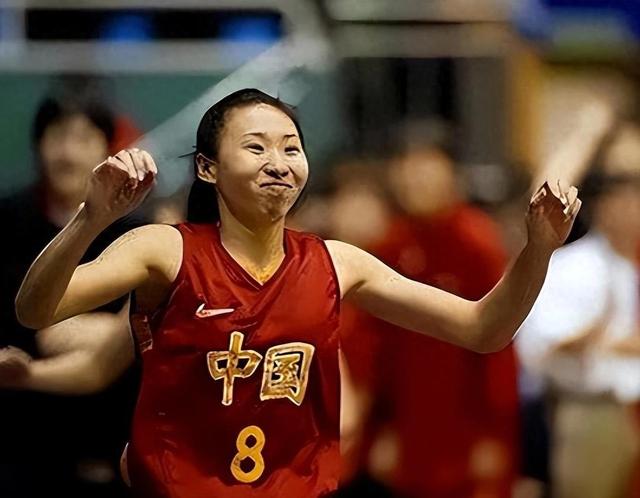 苗立杰：荣耀入选FIBA名人堂，中国篮球的璀璨之星，可比肩姚明！(1)