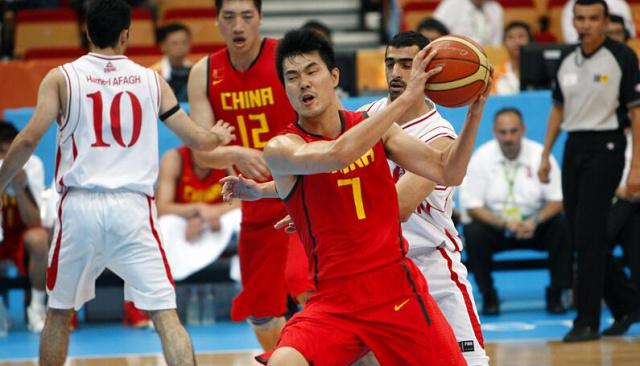 王仕鹏：周琦天赋顶级中国篮球还得靠他 我和他早就没有矛盾(1)