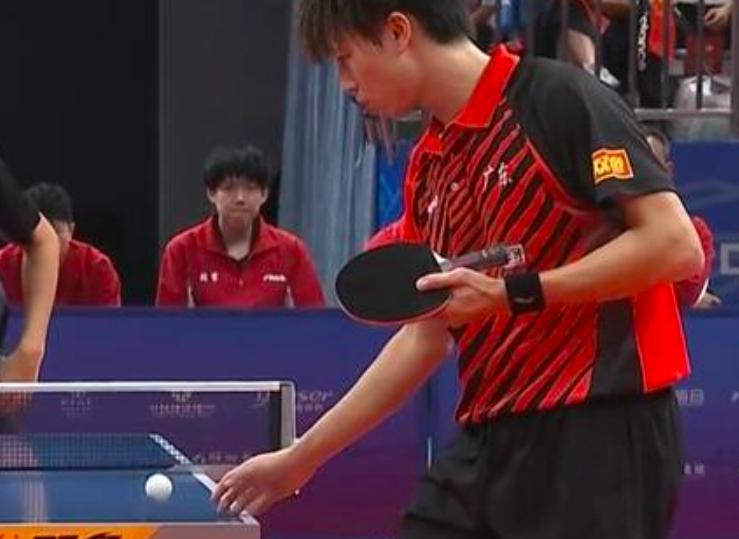 国乒世界冠军无缘16强，输排名374小将，难怪奥运刘国梁让他看家(4)