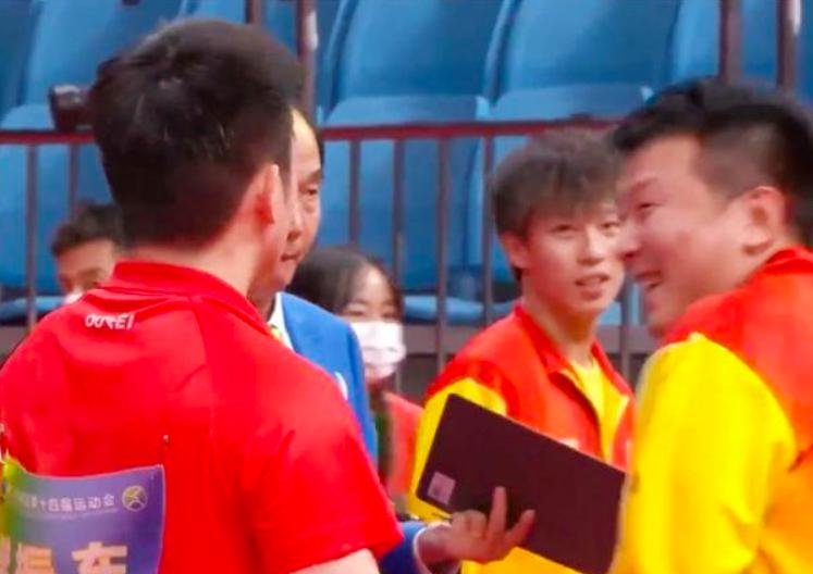 国乒世界冠军无缘16强，输排名374小将，难怪奥运刘国梁让他看家(6)