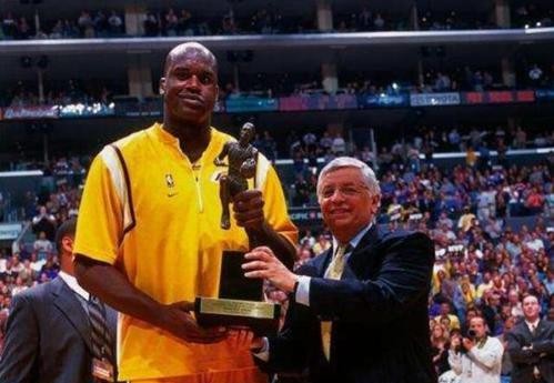 NBA历史最没争议的5大MVP：詹姆斯上榜，1人创神迹(4)