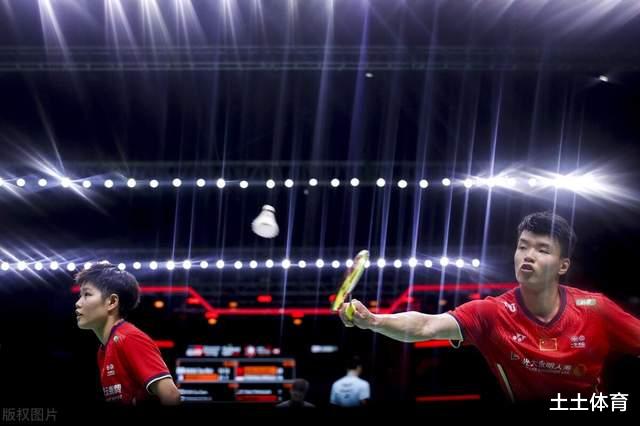 双双出局！奥运冠军遭韩国劲敌逆转，男单一哥错失19-17领先(2)