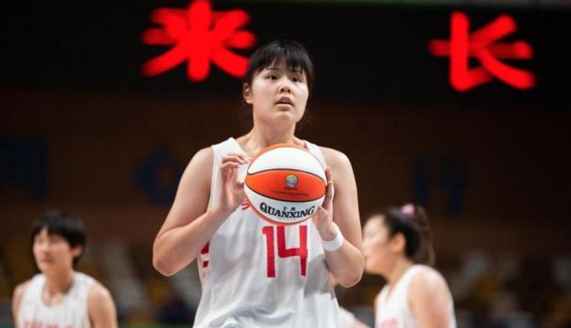 场均2分！2米01中国女巨人迷失WNBA 深圳巨塔或能提前结束异国恋(3)