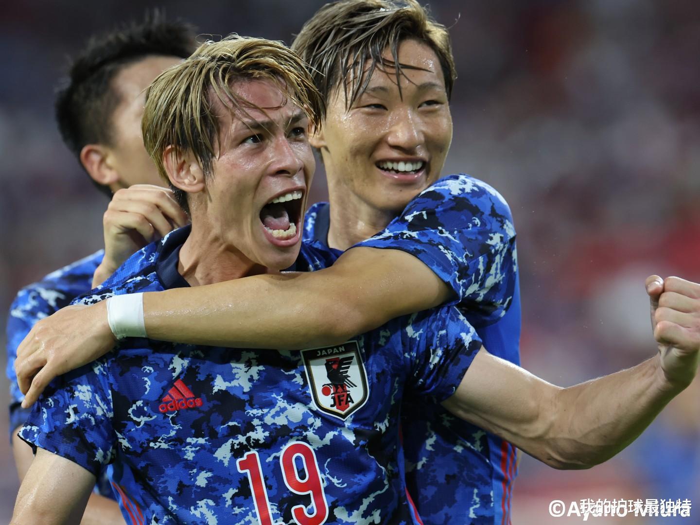太轻松！日本逆袭夺冠，终结9年等待，韩国0-3惨败，不如中国队(2)