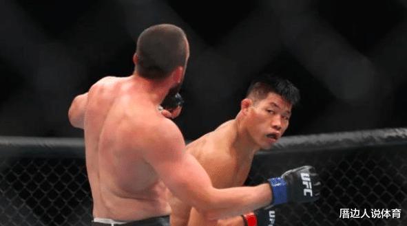 李景亮亲口宣布重磅对决：下一场打UFC前临时冠军 对手升重挑战(3)