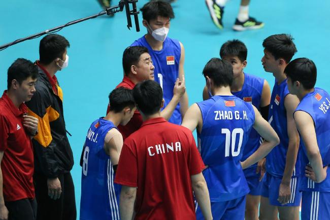 U18男排亚锦赛中国队3-2险胜中国台北 力夺第5名(1)