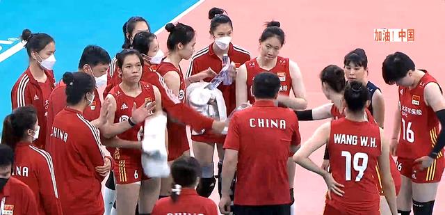四连胜！中国女排3-1伊朗女排，14决赛将对阵澳大利亚(1)