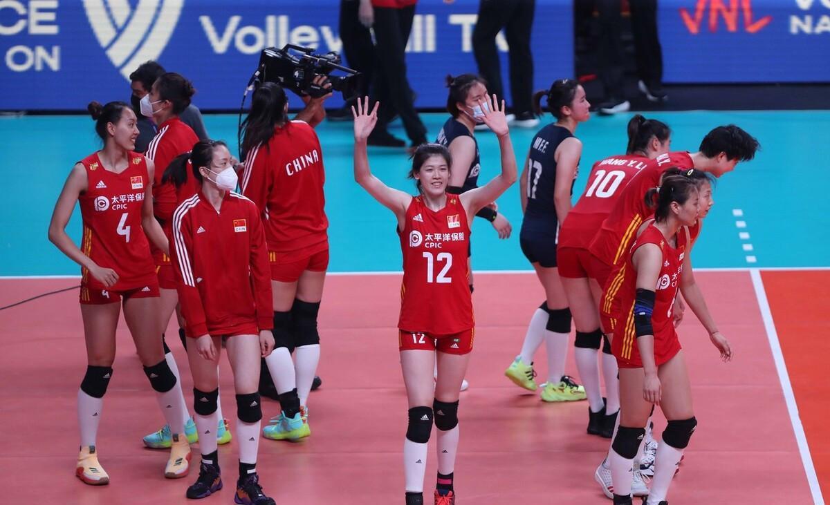 女排世锦赛今日完整赛程公布！焦点战：中国女排VS日本谁能赢球？(2)
