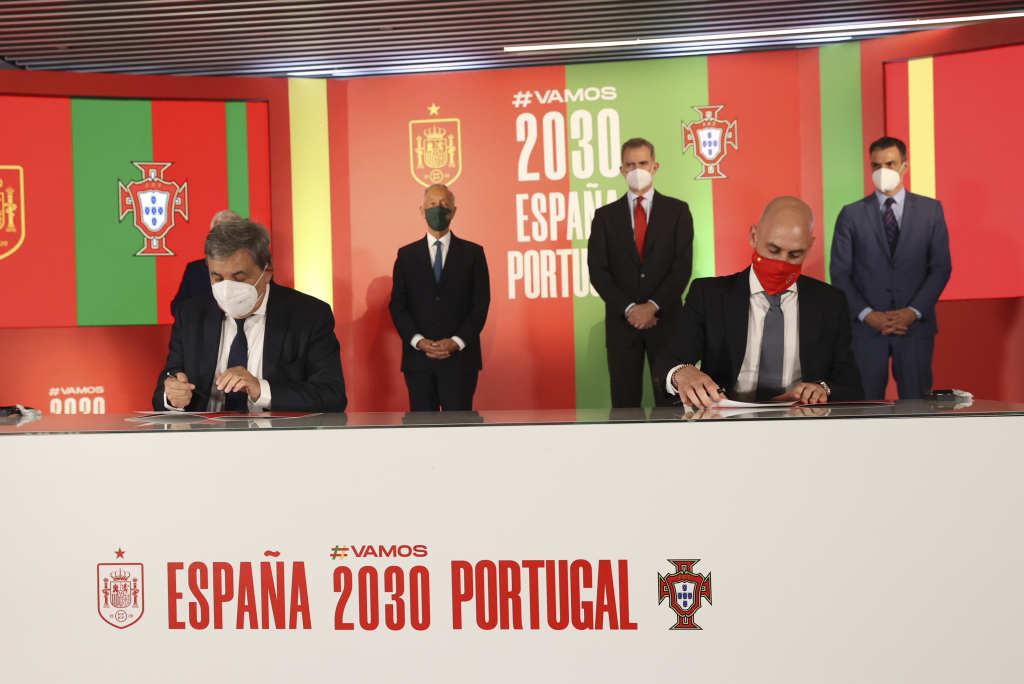 英媒：乌克兰将与西葡联合申办2030年男足世界杯(1)