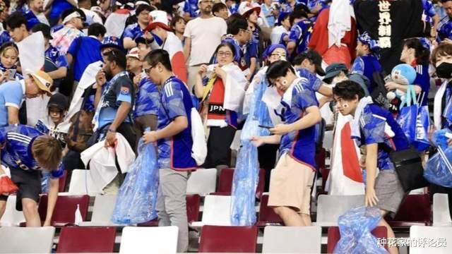 爱捡垃圾的日本球迷，在世界杯挂起了侵华“旭日旗”(5)