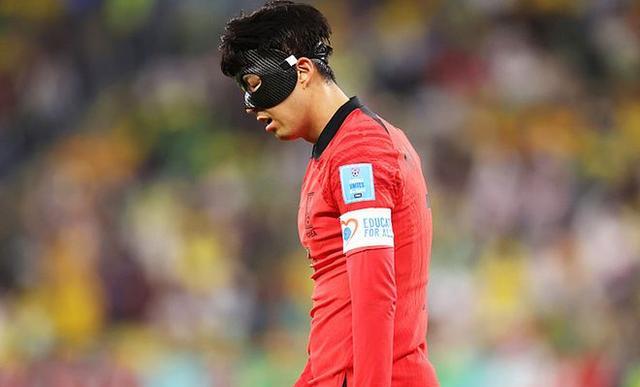 韩国面对巴西狂丢4球遭群嘲！韩球迷：真可耻！我不再是韩国球迷(2)
