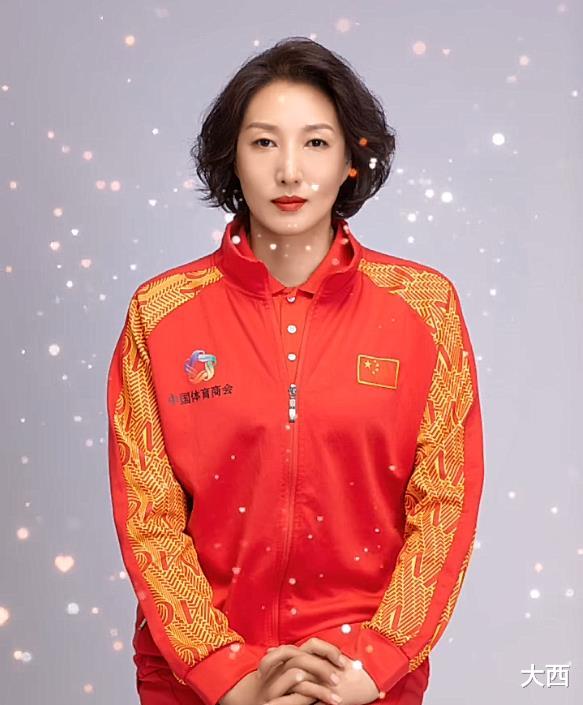 奥运冠军王丽娜：大花臂瞩目，退役当老板，40岁生娃很幸福(3)