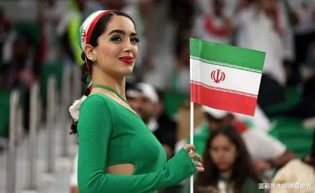 伊朗虽已回家，但“解放自我”的伊朗女球迷还在，一个个太仙了(5)