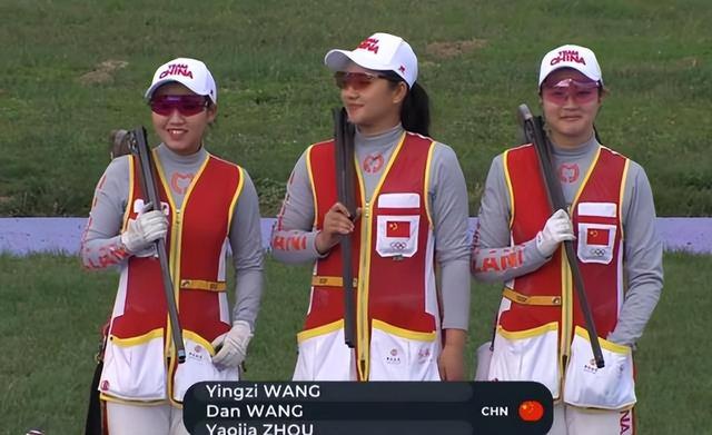 恭喜！中国队获世界冠军！5-0绝杀美国队，姑娘们高举五星红旗(3)