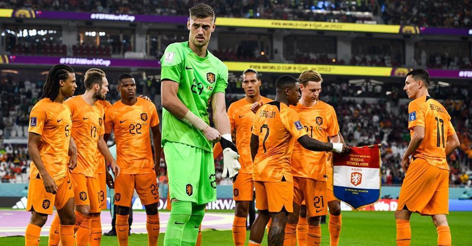 荷甲16轮前瞻：阿贾克斯后防实力需迅速提升，荷兰国门守卫海伦芬(1)