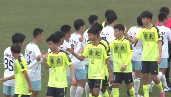 假球后续！广州足协禁赛2年，青少年比赛：贴纸临时改成广东(1)